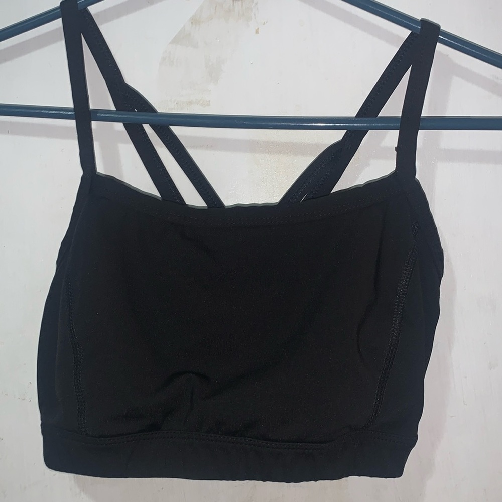 Athletic black sport bra